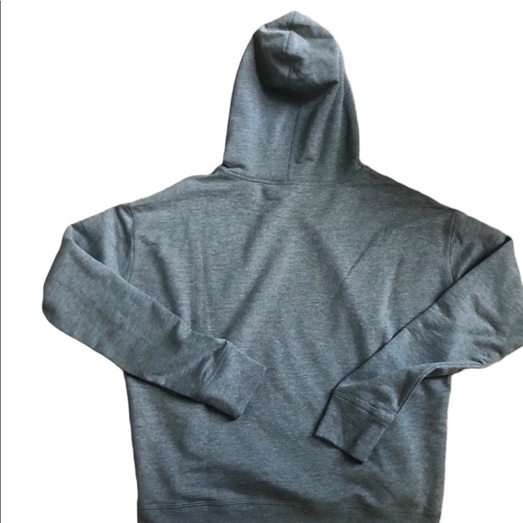 VS Victoria’s Secret Gray Graphic Hoodie Cropped Sweatshirt Soft Fleece S NWT - Picture 2 of 4